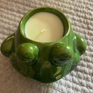 Frog Candle
